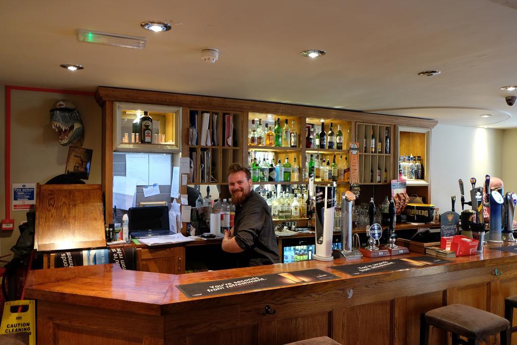 Kings Arm'S Hostel Hove Extérieur photo